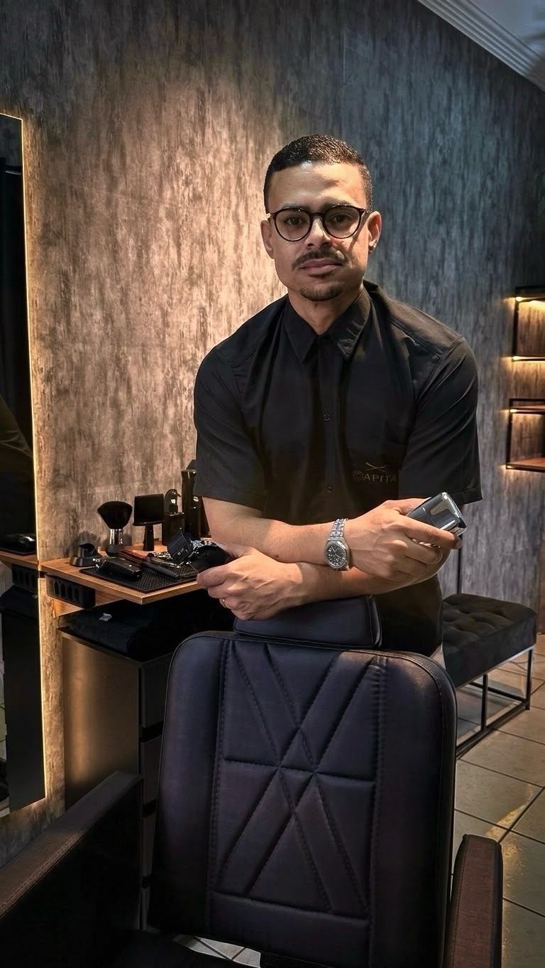 Ambiente interno da Capita Barber Shop